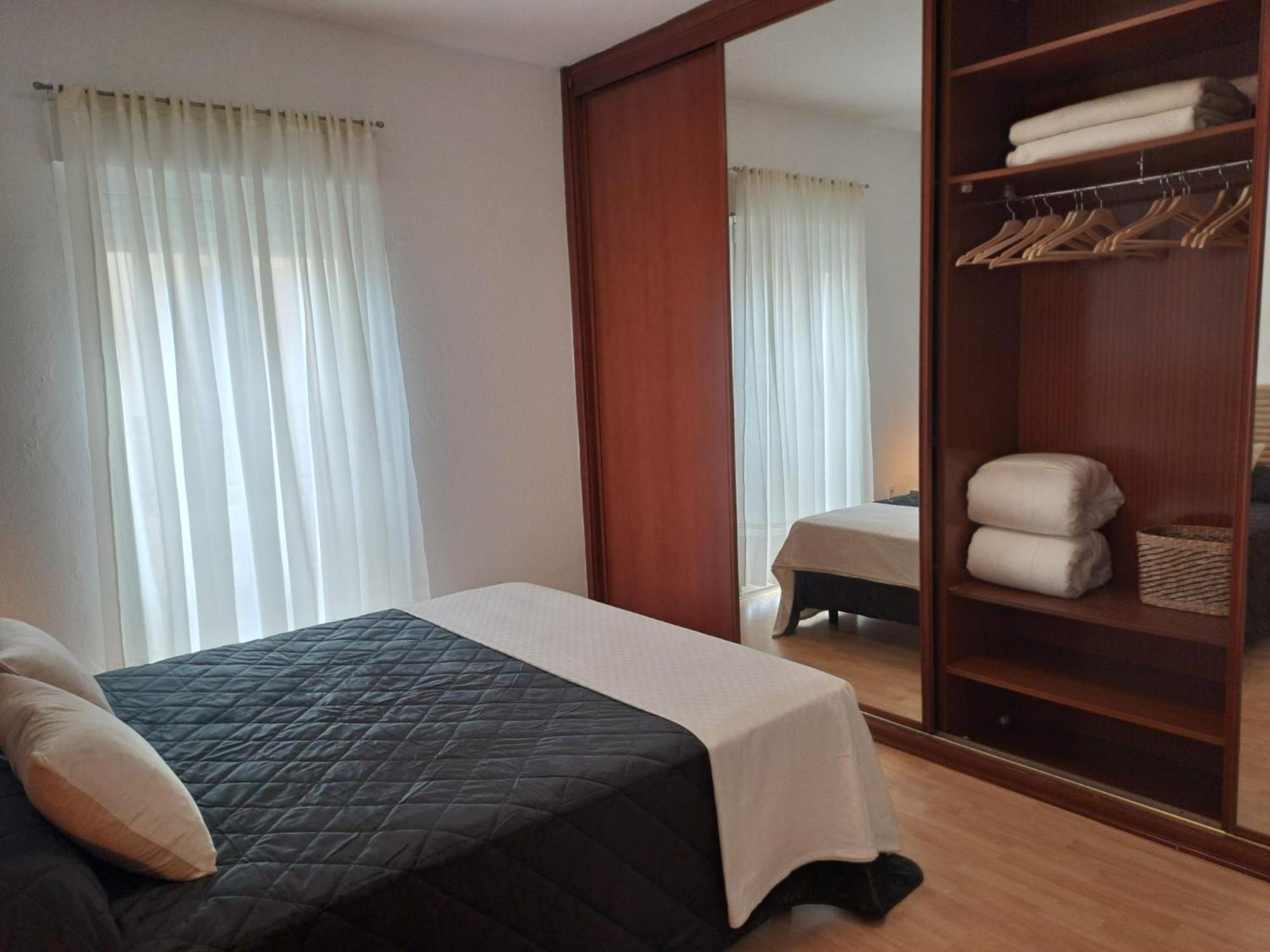 Apartamento Compartido Hab Privadas Playa De La Caleta Cadice Esterno foto