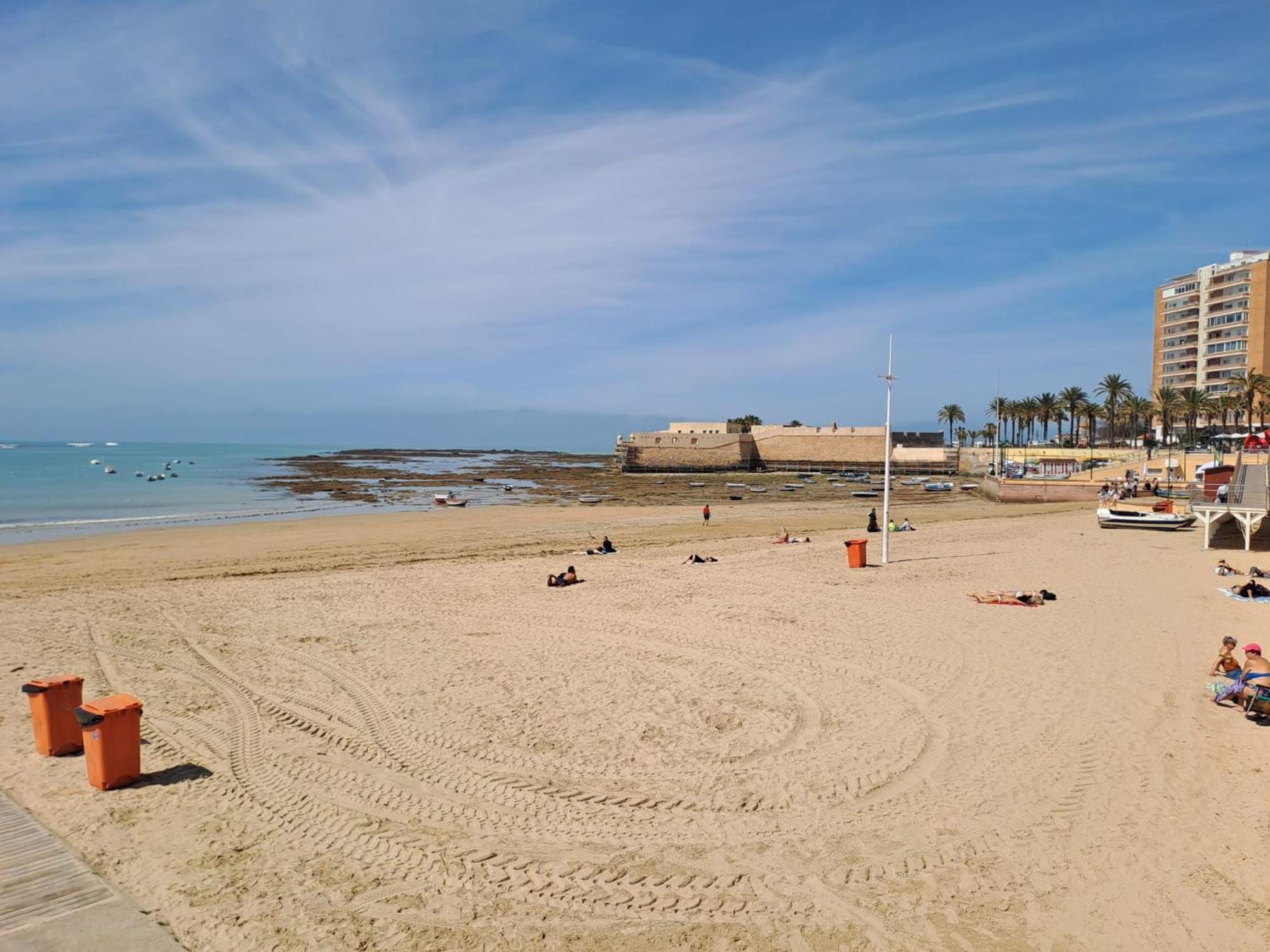Apartamento Compartido Hab Privadas Playa De La Caleta Cadice Esterno foto